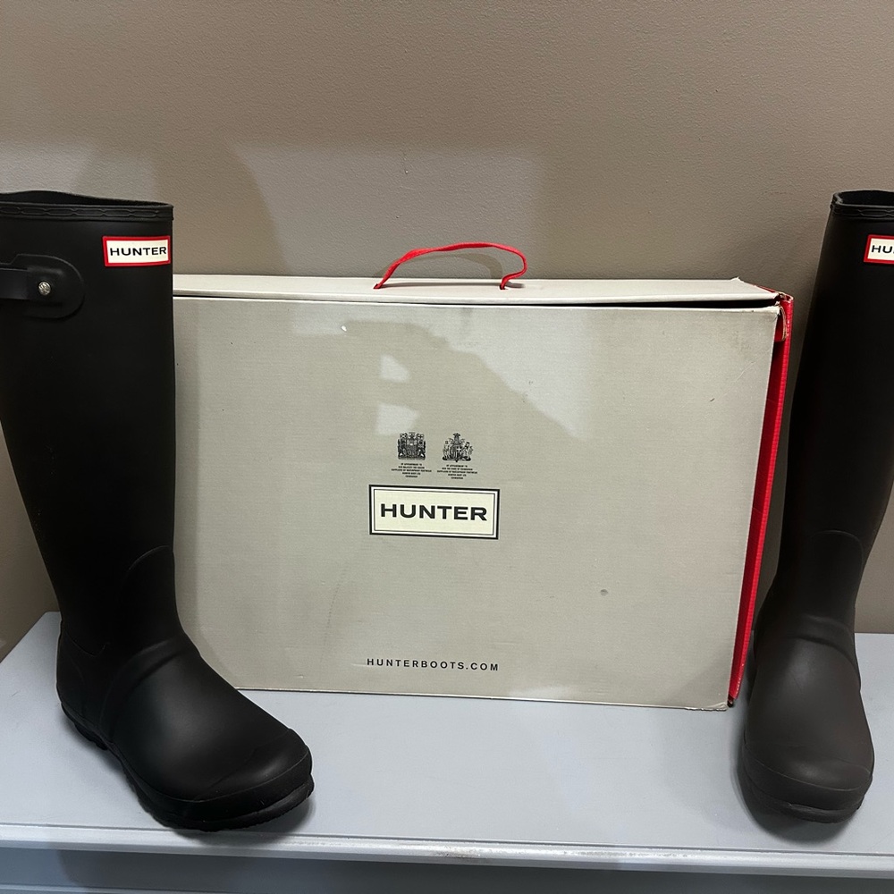 Hunter Black Tall Rain Boots